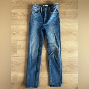 Like new women’s Madewell The Perfect Vintage Jean size 25
